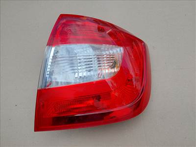 Skoda Rapid hátsó lámpa jobb 5JH945112