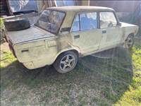 Eladó Lada VAZ-2105 (1452 cm³, 71 PS)