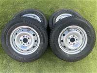 5x118 15"Fiat,Citroen,Peugeot gyári lemezfelni 215/70 R15C téli gumikkal