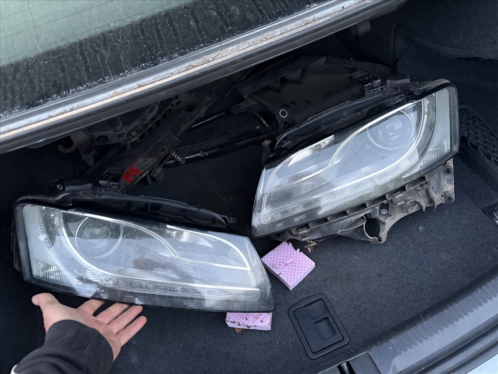 Audi A5 (B8 - 8T) B8 - 8T xenon fényszóró  1. kép