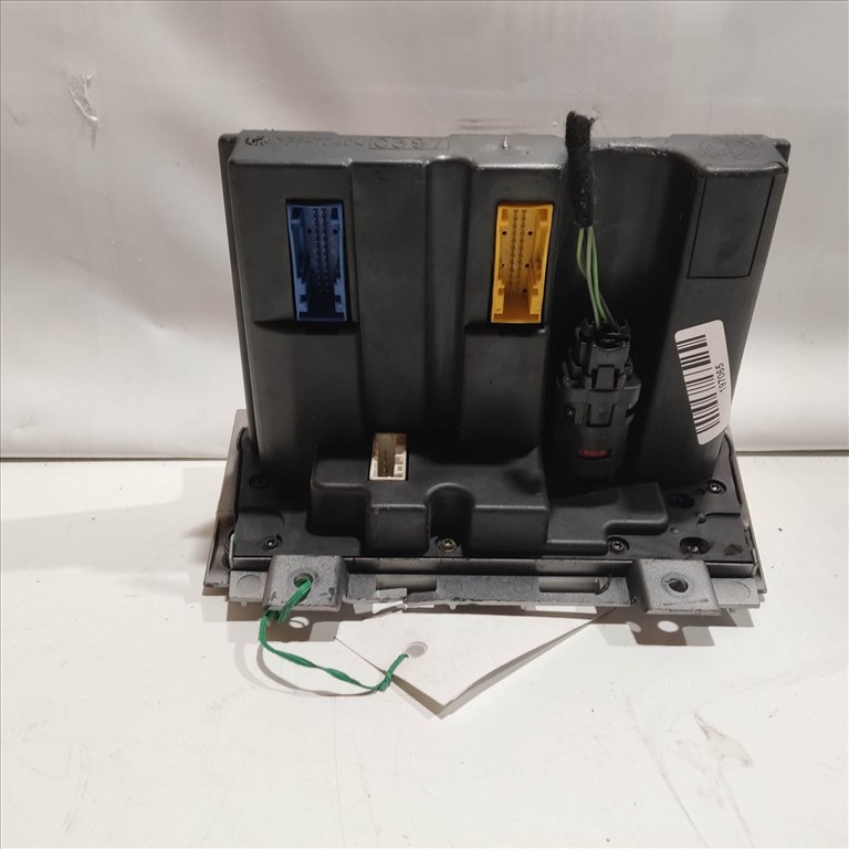 Alfa Romeo 156 2002-2005 digit klímás fűtéskapcsoló 156030476 1. kép