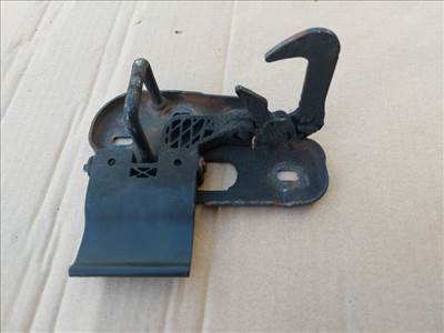 Volkswagen Passat CC motorháztető zár felső 3C8823480A