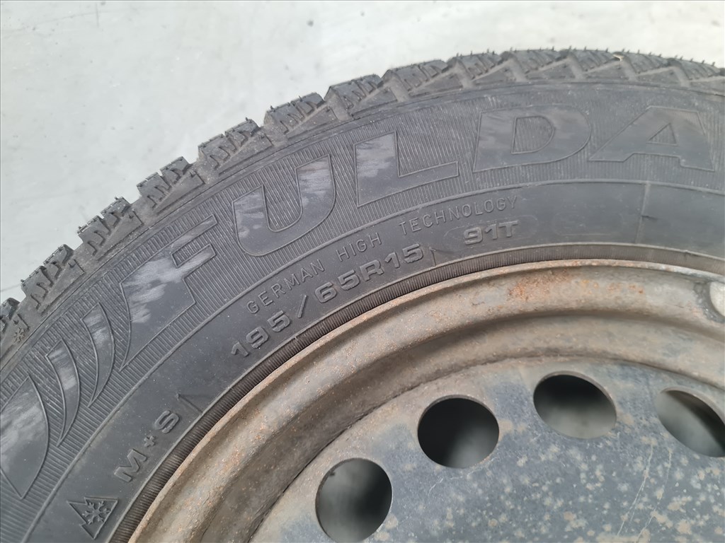  5x112 15" lemezfelni pár Fulda téli gumikkal (20276, 26144) 6. kép