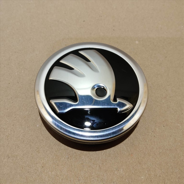 Skoda gyári új fekete króm felni közép kupak 5E0 601 151 FOD 5e0601151fod 1. kép