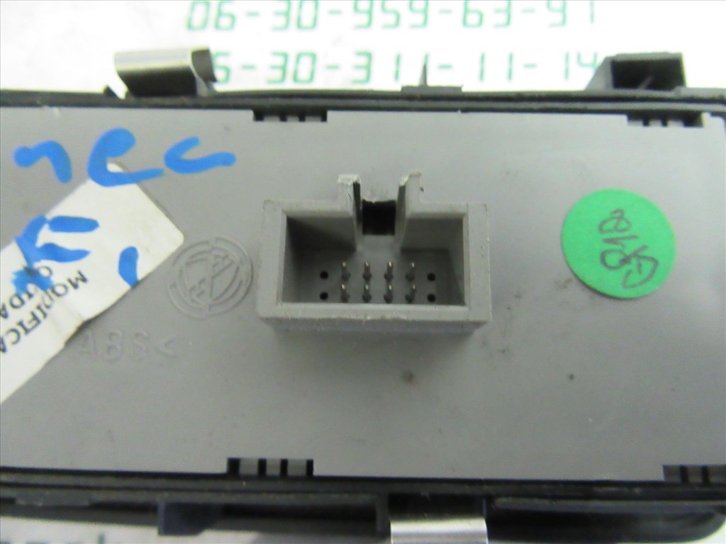 Fiat Linea bal első ablakemelő kapcsoló 3. kép