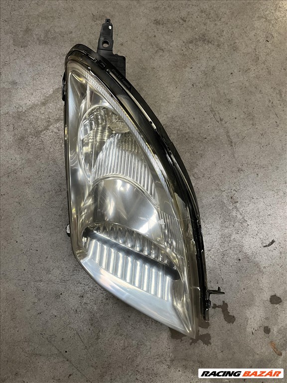 Suzuki Swift V Jobb fényszóró 2. kép