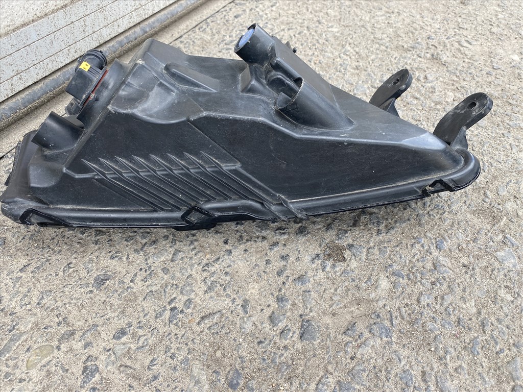 Skoda Octavia III 1.6 TDI Green tec Ködlámpa jobbos 5eo941700f 5e0941700f 4. kép