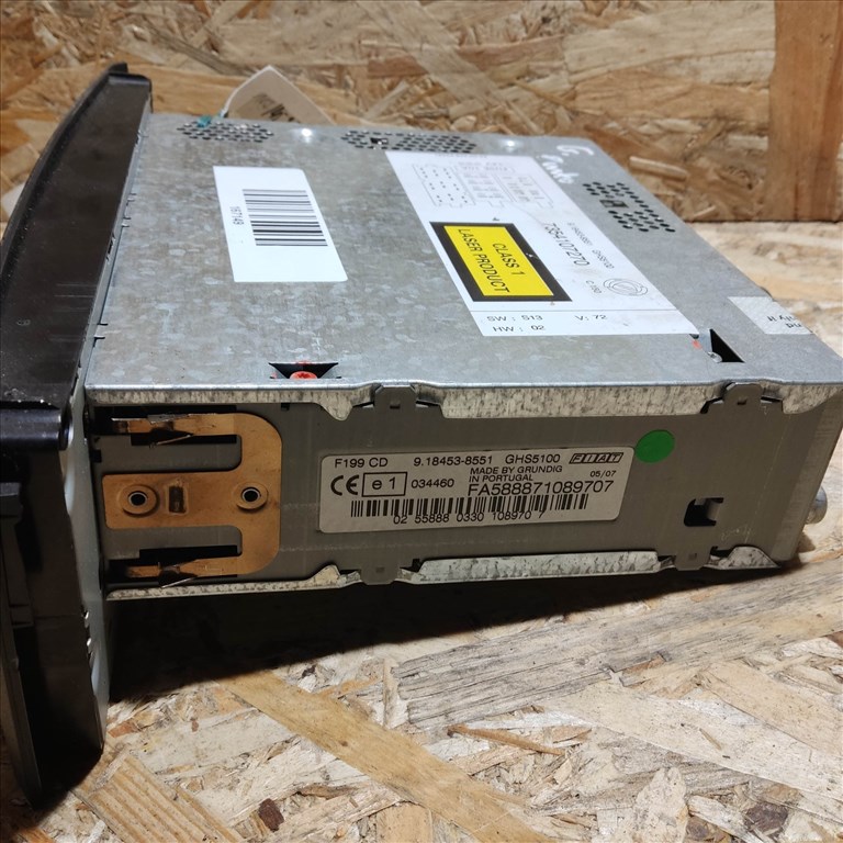 167149 Fiat Grande Punto 2005-2009 Grundig Cd-s rádió. Kód nincs hozzá!!!!!! 735410727 2. kép