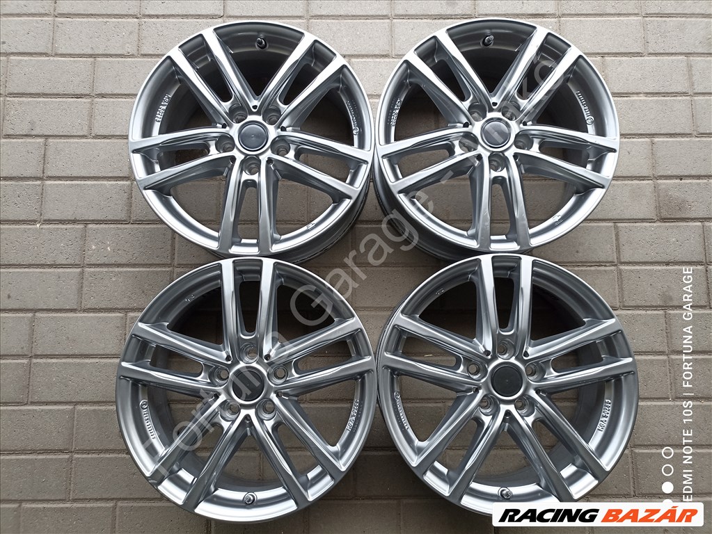 5x112 17" Uniwheels X10 használt alufelni garnitúra 1. kép
