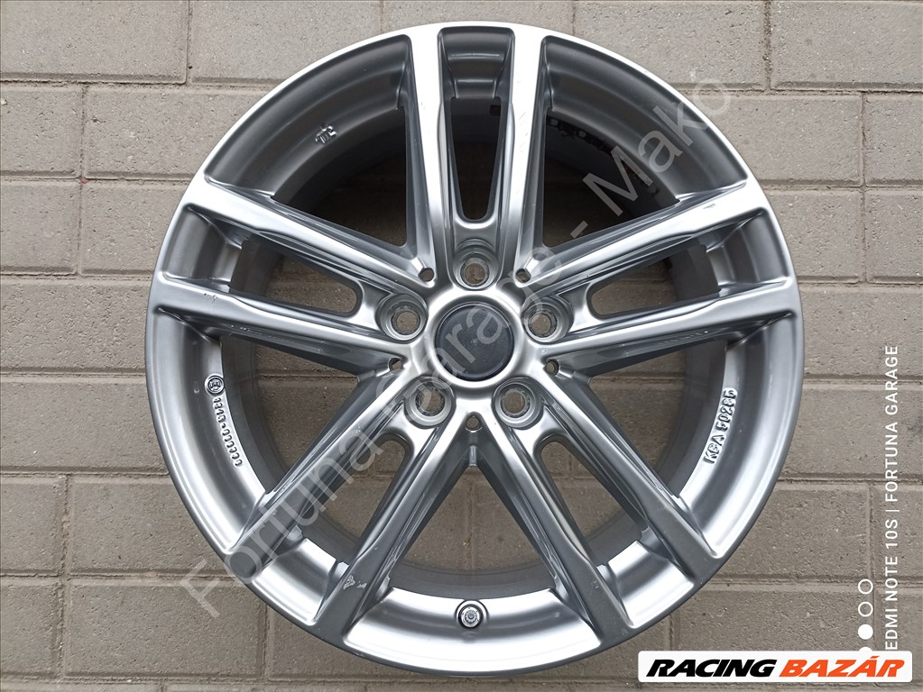 5x112 17" Uniwheels X10 használt alufelni garnitúra 6. kép