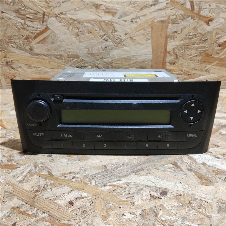 167147 Fiat Grande Punto 2005-2009 Grundig Cd-s rádió. Kód nincs hozzá!!!!!! 735410727 1. kép