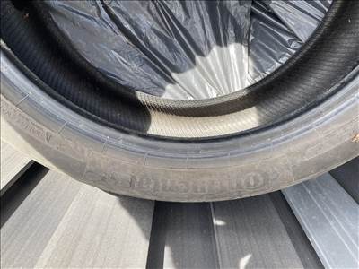  225/4519" használt Continental nyári gumi gumi