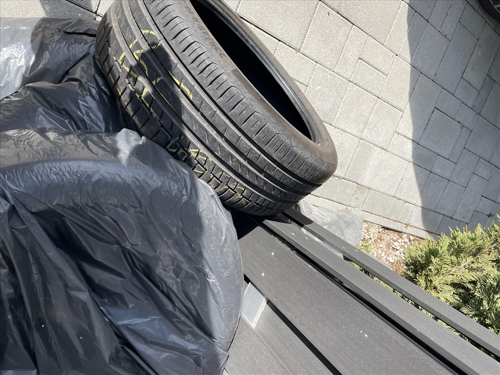  225/4519" használt Continental nyári gumi gumi 3. kép