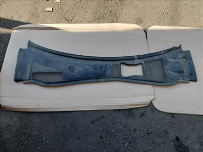 Skoda Superb vízvályu fedél 3B1819447A