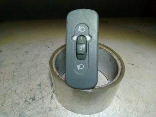 Renault Twingo I Fényszórómagasság Állító Kapcsoló *50361* renault-7700419691