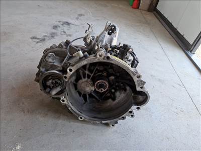 Kia CEED III 1.6 CRDI váltó  wjj6a