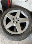 5x112 lyukosztású 19" használt alufelni, rajta 255/50 használt Pirelli nyári gumi gumi
