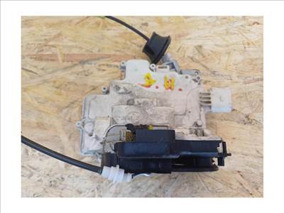 Audi A6 C6 4F ( 2004-2011) Jobb Hátsó Ajtó Központizár 