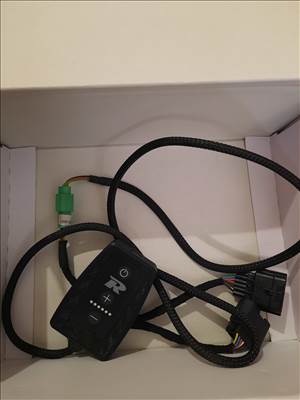 Race Chip gázpedáltuning eladó 