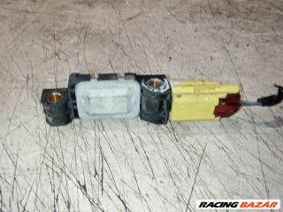 Audi A8 (D3 - 4E) Bal hátsó Oldal Ütközés Érzékelő *135631* 4b0959643d