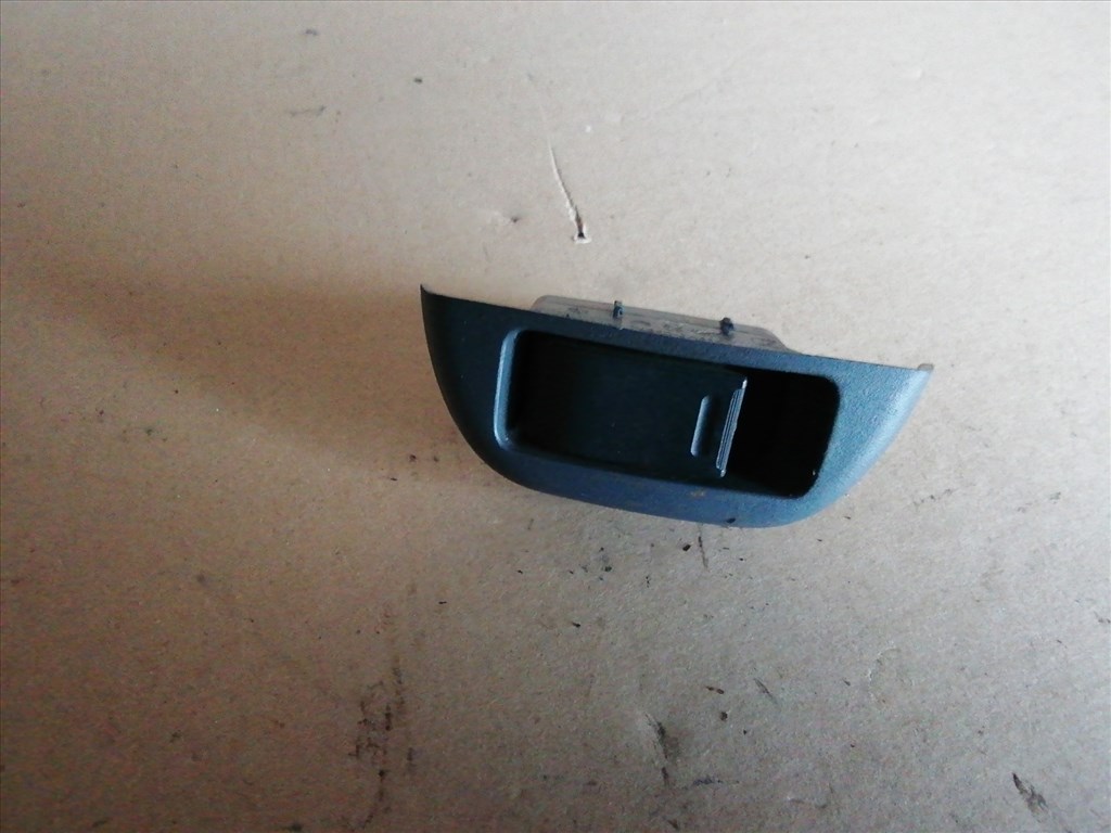 126045 Citroen C1 2005-2014 bal első 3 ajtós ablakemelő kapcsoló  1. kép