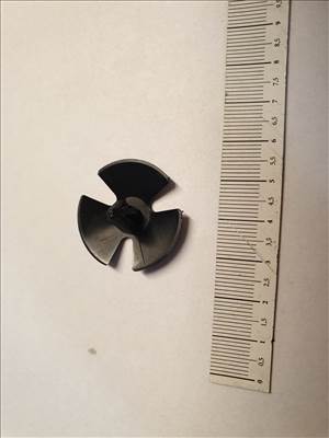 Jeep,Fiat,Dodge,Chrysler,Ram Gyári új motorháztető szigetelés rögzítő patent K04878883AA