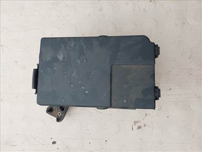 Volkswagen Golf-Jetta-Touran-Caddy-Passat akkumulátor borítás talppal kpl 1K0915333H_KPL