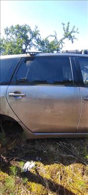 Mitsubishi Grandis Jobb hátsó ajtó 