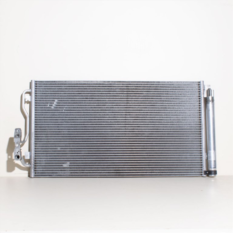 BMW 1er F20-F21, 2er F22-F22-F23-F87, 3er F30-F31-F34, 4er F32-F33, I3, I8 Klímahûtõ 1. kép