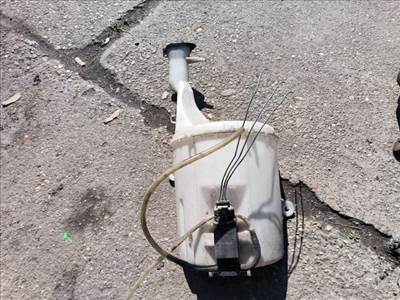 Toyota Yaris (XP10) ablakmosó tartály 