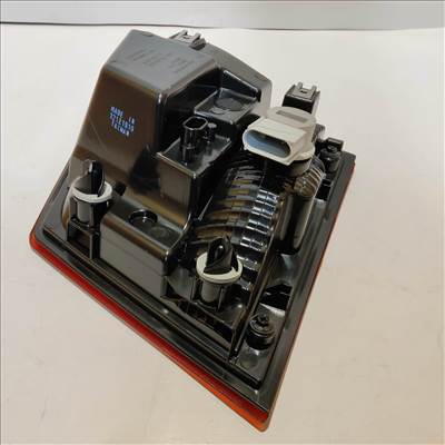 Fiat Freemont 2011-2015 utángyártott új, bal hátsó belső lámpa, sötétített kivitel!!! K68227131AA