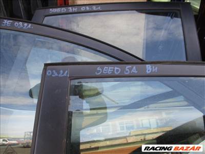 Kia Cee'd (ED) bal-jobb hátsó ajtó 5 ajtós