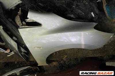 Mazda 5 (CW) Sárvédő jobb első 