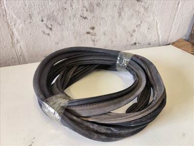 Toyota Yaris (XP90) Csomagtérajtó Gumikéder