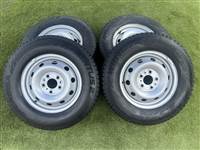 5x118 15" Fiat,Citroen,Peugeot gyári lemezfelni 215/70 R15C újszerű téli gumikkal