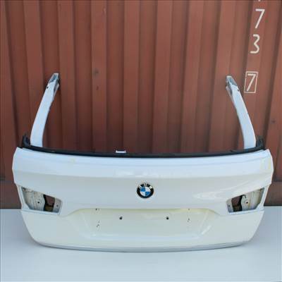 BMW 5er F11 Csomagtérajtó