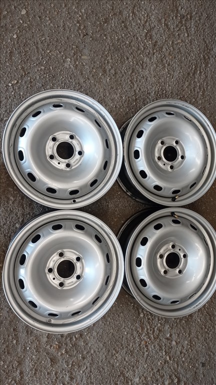  5x114.3 lyukosztású 6JJ 16" használt (gyári felni) lemezfelni 1. kép