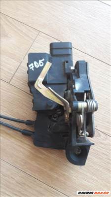 Mercedes W163 ML osztály jobb hátsó ajtózár