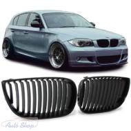 BMW E81 E87 matt fekete vese pár
