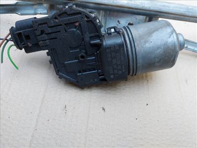 Skoda Superb I-VW Passat B5 ablaktörlő motor első 3B1955113D