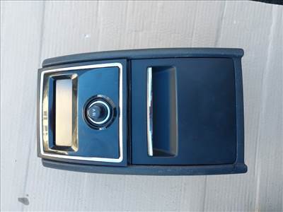 Skoda Superb II könyöklő hátsó rész /óra+hamutartó/