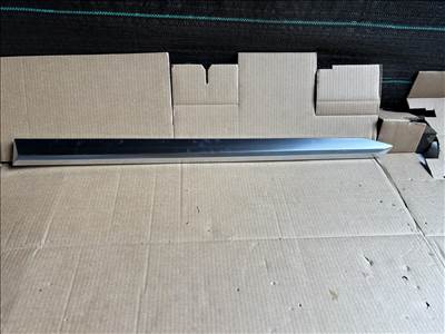 Hyundai Santa Fé (TM) Jobb első ajtó díszléc 87726-s1100