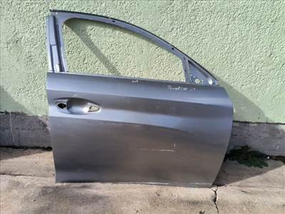 Opel Corsa F Jobb első Ajtó