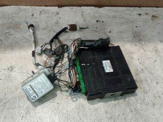 Mitsubishi Pajero II Motorvezérlő *123594* mr309668md344712