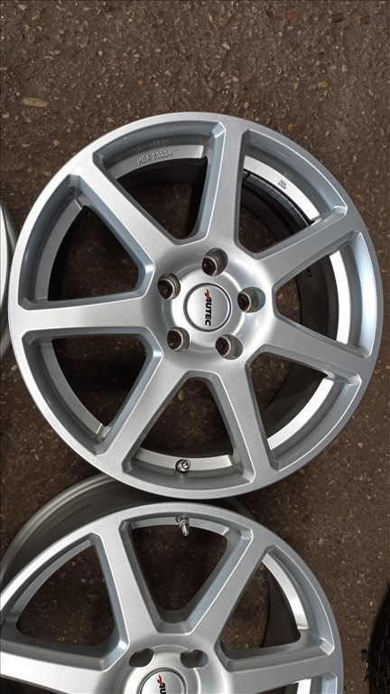  5x112 lyukosztású 7,5JJ 17" használt Autec alufelni 4. kép