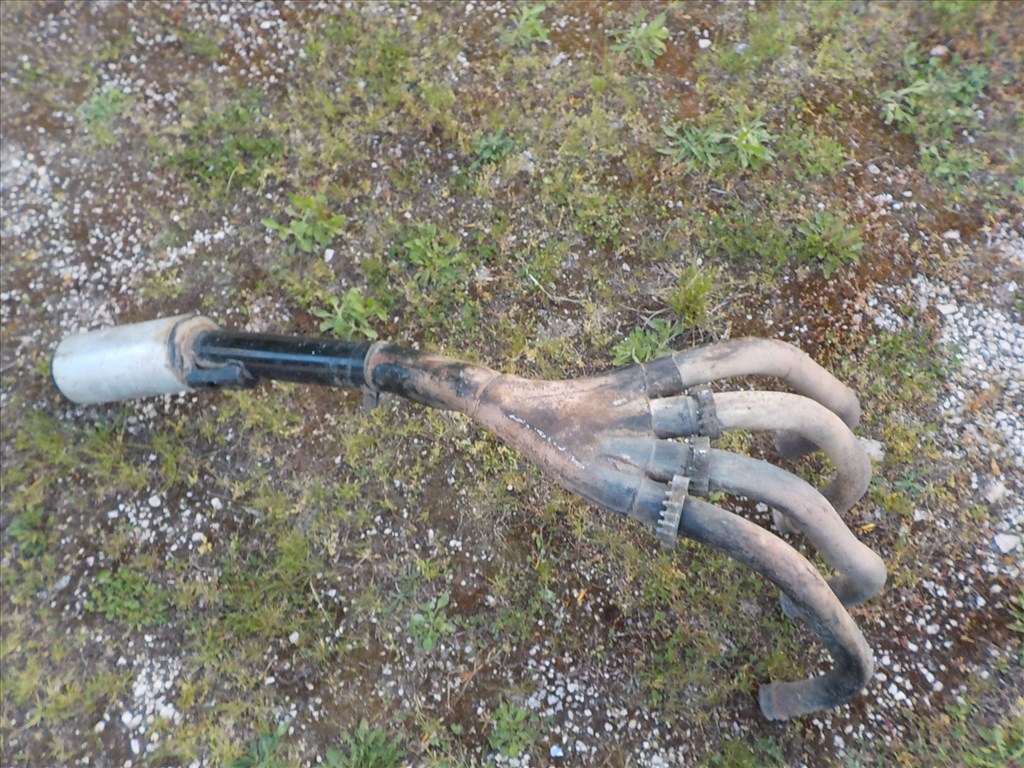 SUZUKI GS 1000 OLDTIMER MKP.-RÓL :TELJES KIPUFOGÓRENDSZER SEBRING SPORTDOBBAL 29. kép