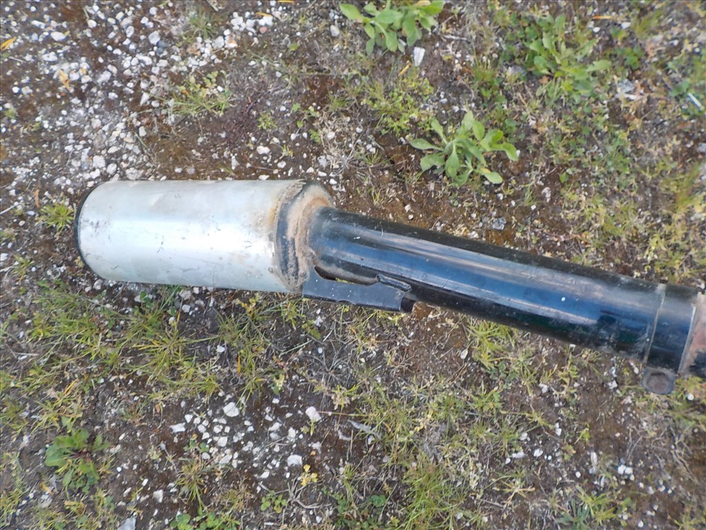 SUZUKI GS 1000 OLDTIMER MKP.-RÓL :TELJES KIPUFOGÓRENDSZER SEBRING SPORTDOBBAL 32. kép