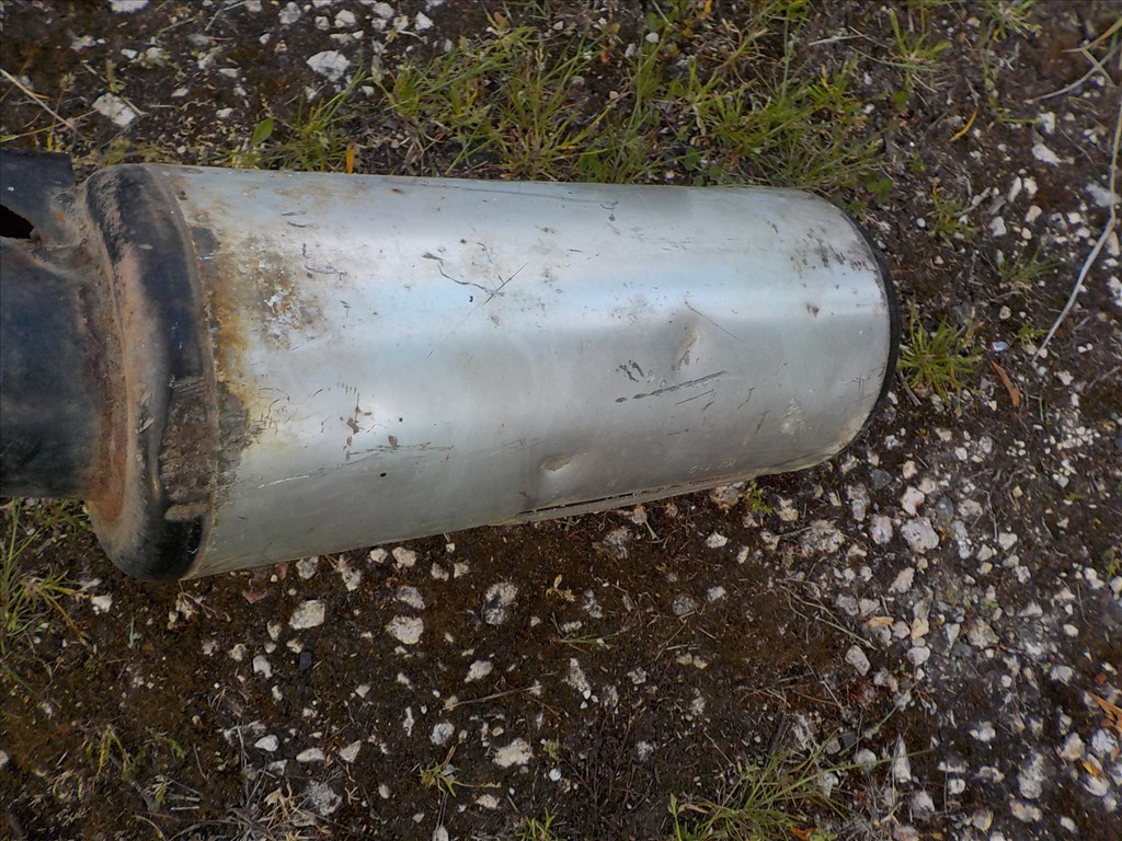 SUZUKI GS 1000 OLDTIMER MKP.-RÓL :TELJES KIPUFOGÓRENDSZER SEBRING SPORTDOBBAL 40. kép