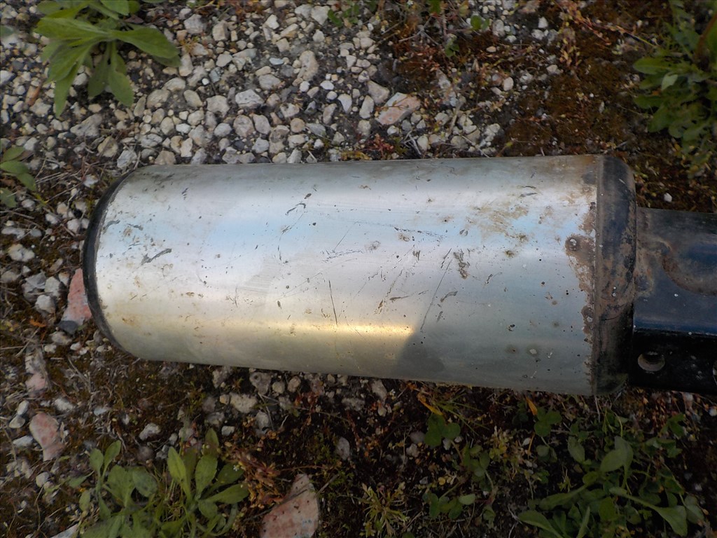 SUZUKI GS 1000 OLDTIMER MKP.-RÓL :TELJES KIPUFOGÓRENDSZER SEBRING SPORTDOBBAL 56. kép