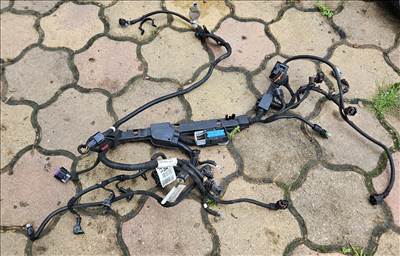 Opel Astra H, Opel Zafira B Motor kábelköteg Z16xep  55556414